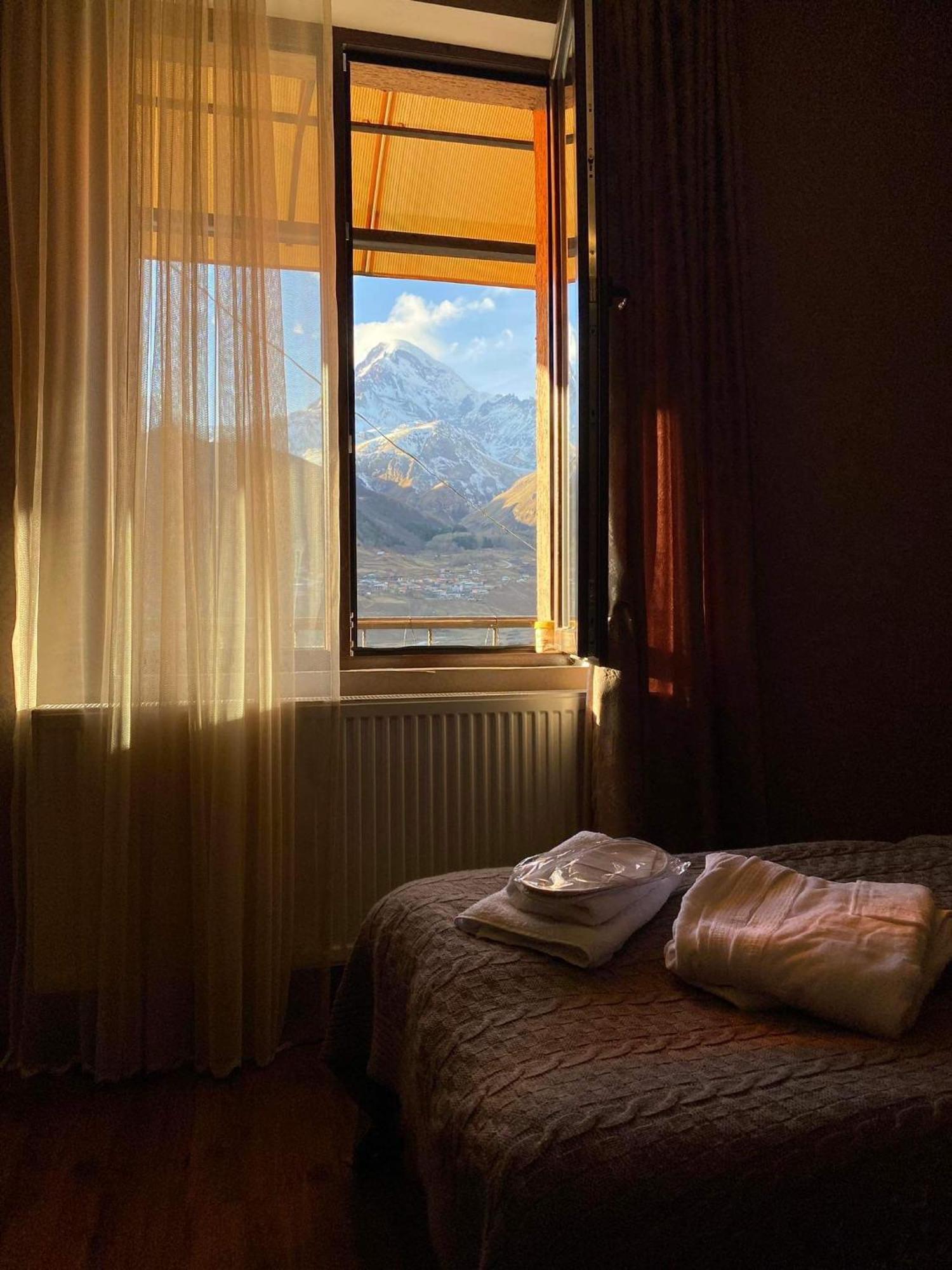 ホテル Golden Star Kazbegi 部屋 写真